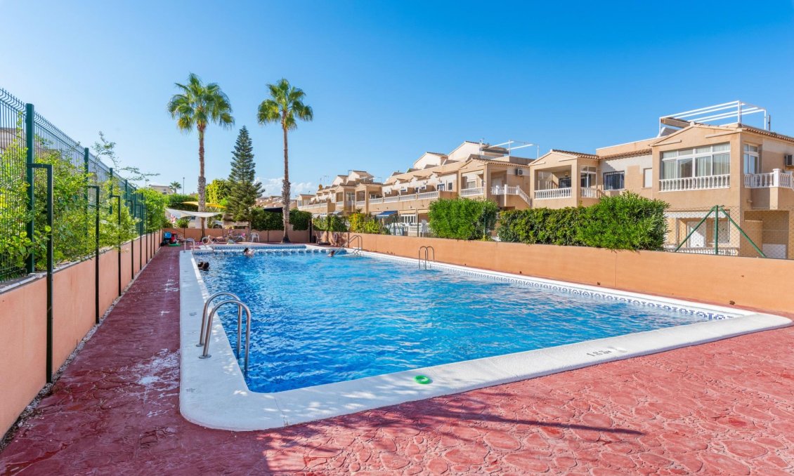 Segunda mano - Town House -
Orihuela Costa - Los Altos
