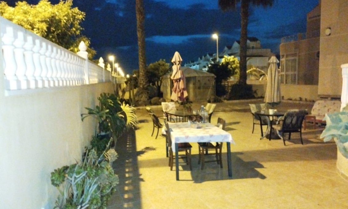 Wiederverkauf - Villa -
Torrevieja - Costa Blanca