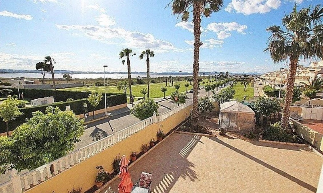 Wiederverkauf - Villa -
Torrevieja - Costa Blanca