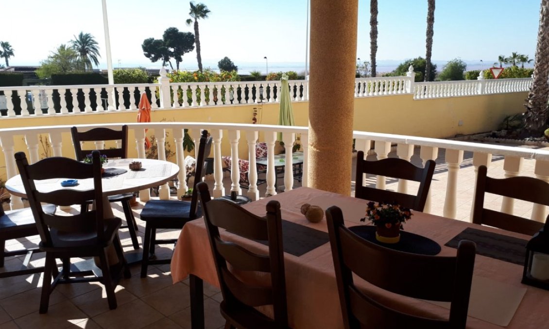 Wiederverkauf - Villa -
Torrevieja - Costa Blanca