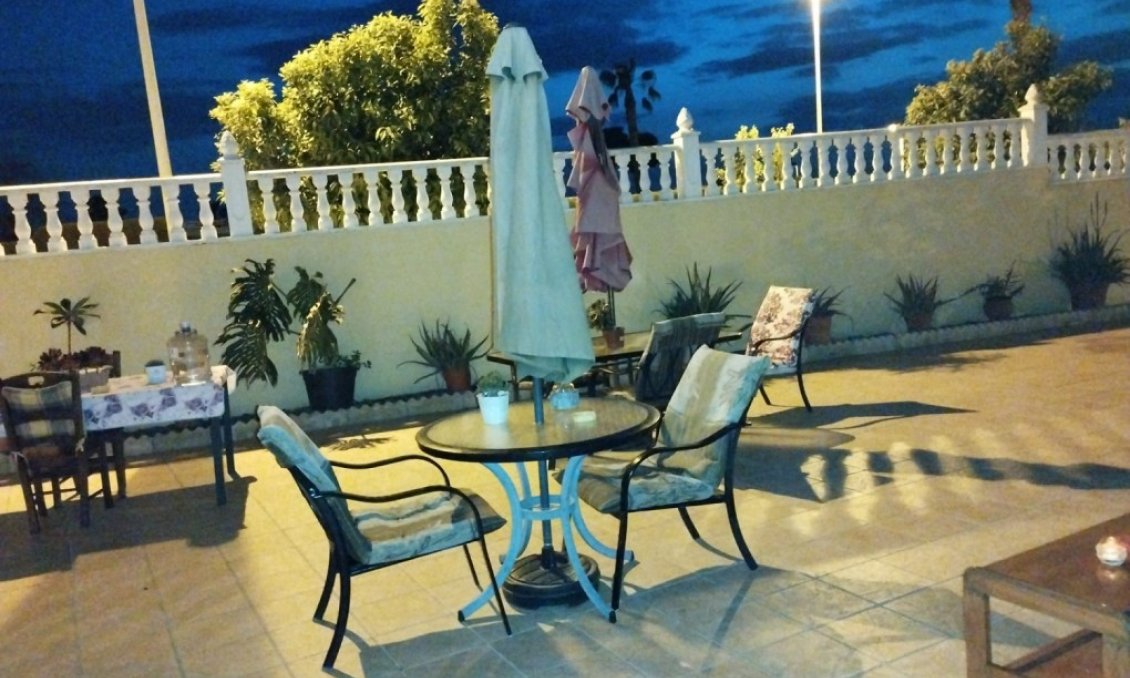 Wiederverkauf - Villa -
Torrevieja - Costa Blanca