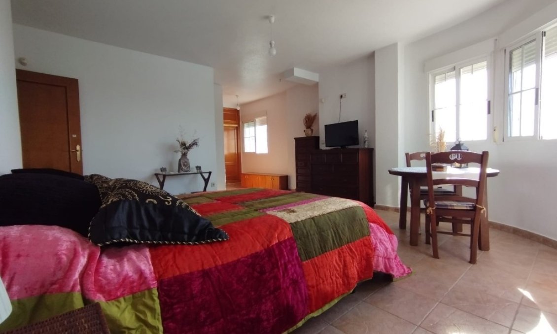 Wiederverkauf - Villa -
Torrevieja - Costa Blanca