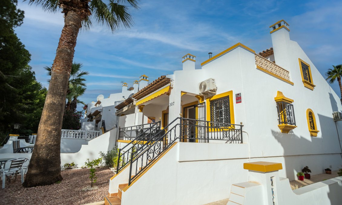 Használt Ingatlanok - Semi Detached -
Orihuela Costa - Costa Blanca