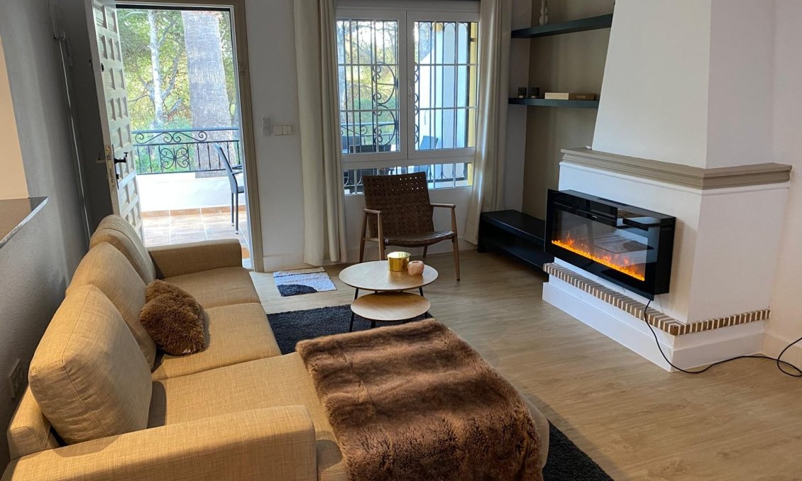 Használt Ingatlanok - Semi Detached -
Orihuela Costa - Costa Blanca