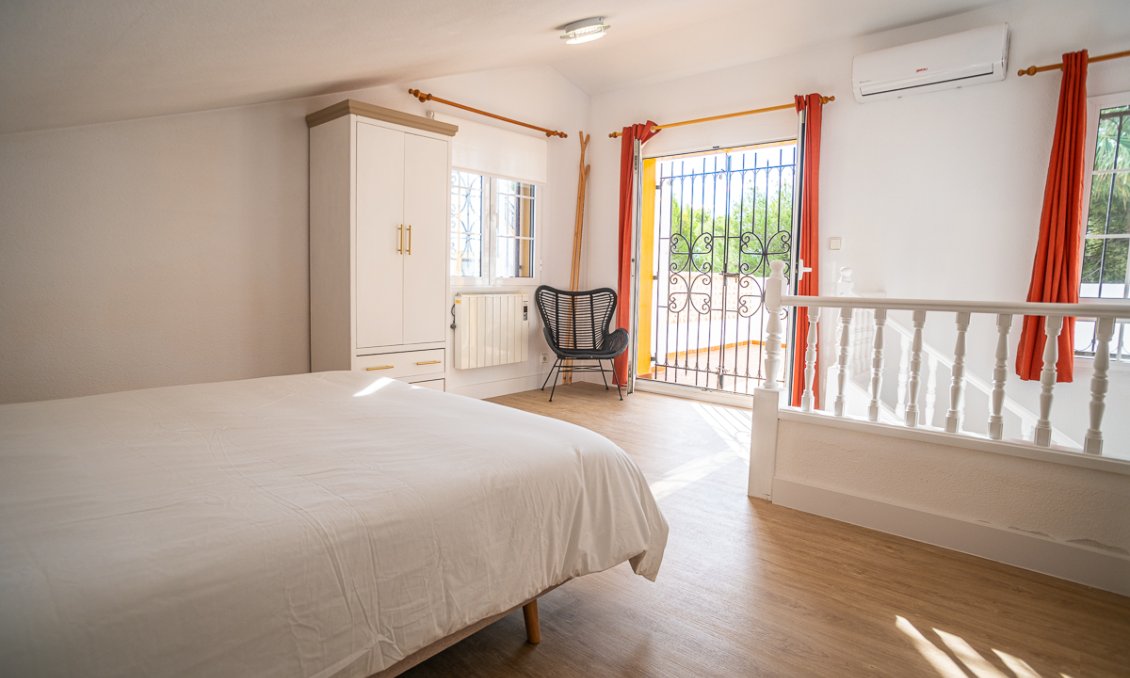 Használt Ingatlanok - Semi Detached -
Orihuela Costa - Costa Blanca