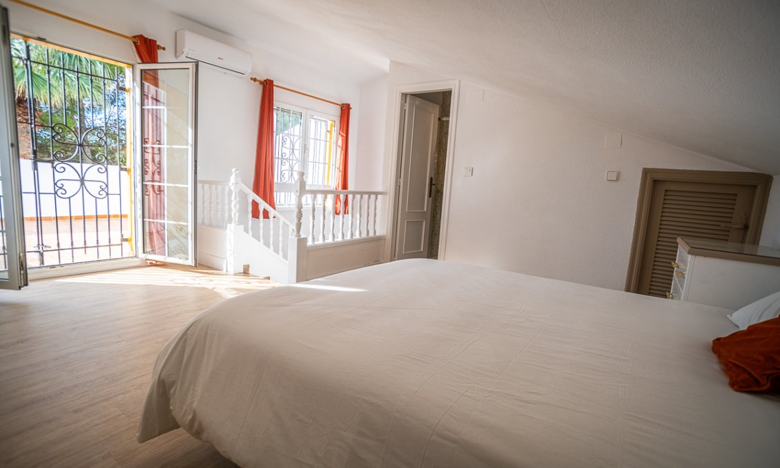 Használt Ingatlanok - Semi Detached -
Orihuela Costa - Costa Blanca