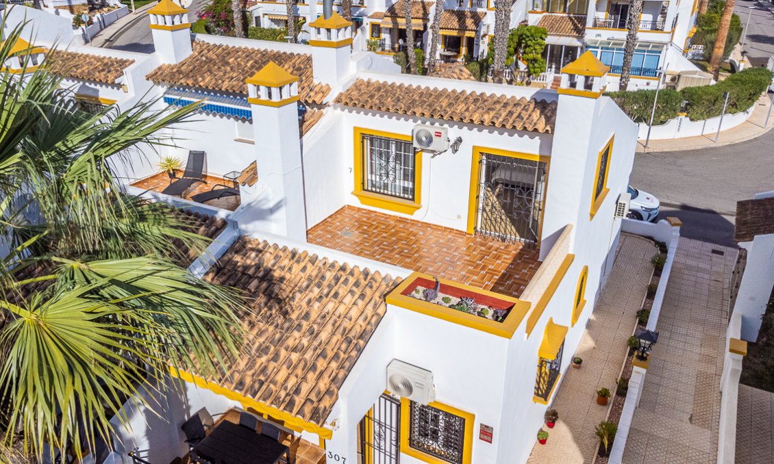 Használt Ingatlanok - Semi Detached -
Orihuela Costa - Costa Blanca