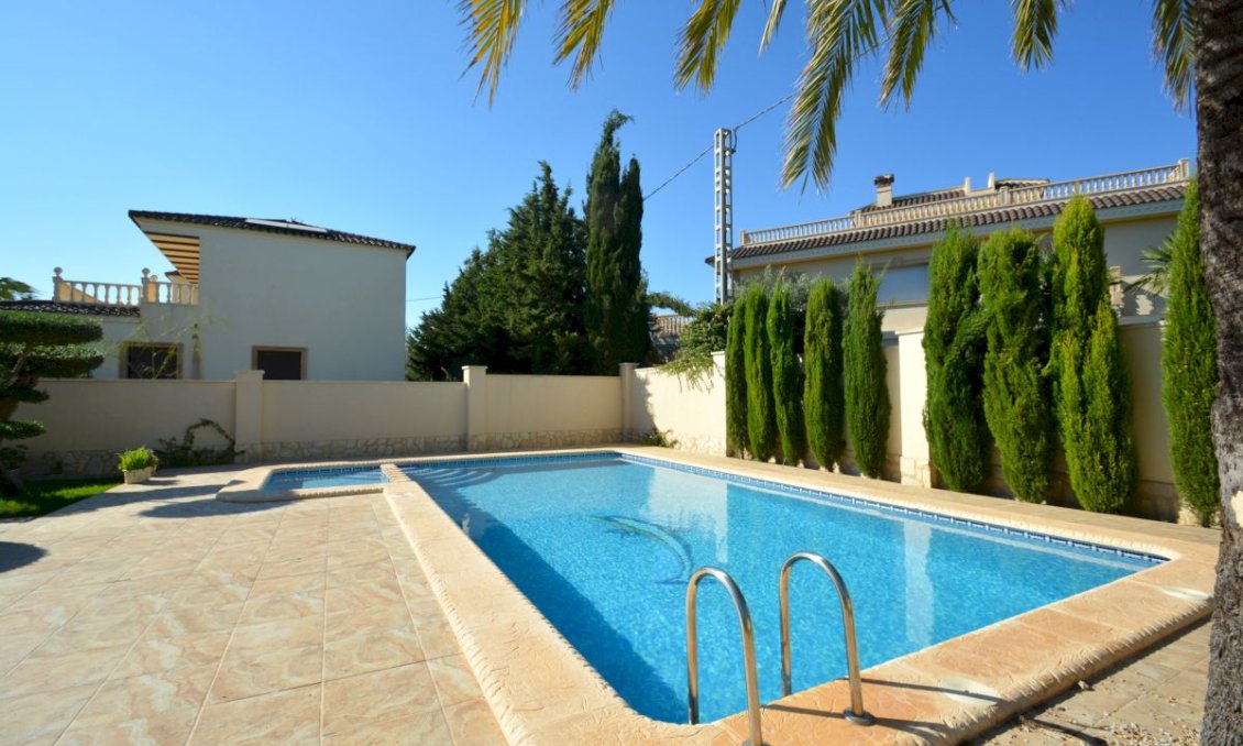 Segunda mano - Villa -
Orihuela Costa - Costa Blanca