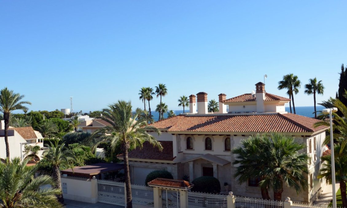 Segunda mano - Villa -
Orihuela Costa - Costa Blanca