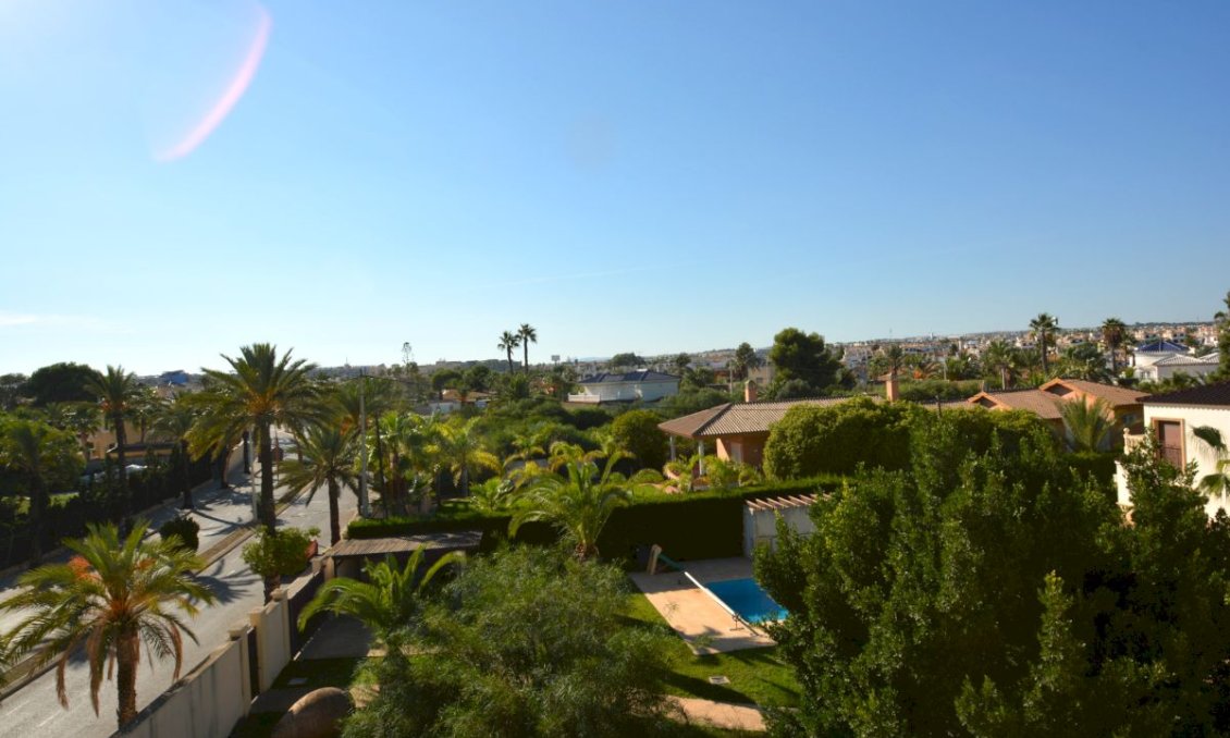 Segunda mano - Villa -
Orihuela Costa - Costa Blanca