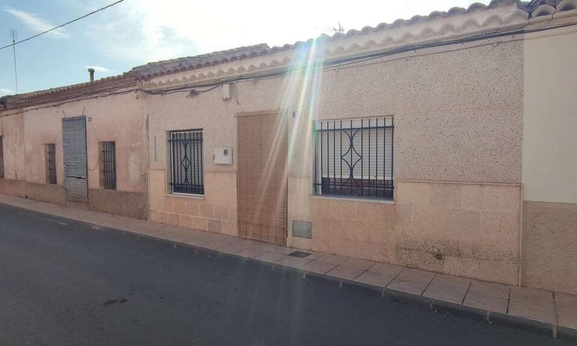 Segunda mano - Town House -
Pinoso - Inland