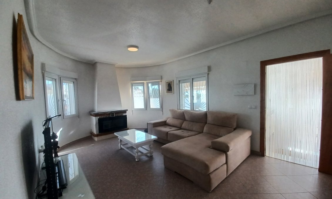 Segunda mano - Villa -
Ciudad Quesada - Costa Blanca