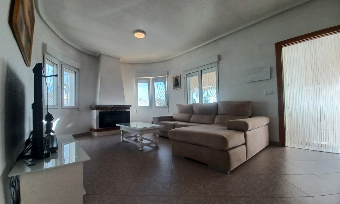 Segunda mano - Villa -
Ciudad Quesada - Costa Blanca