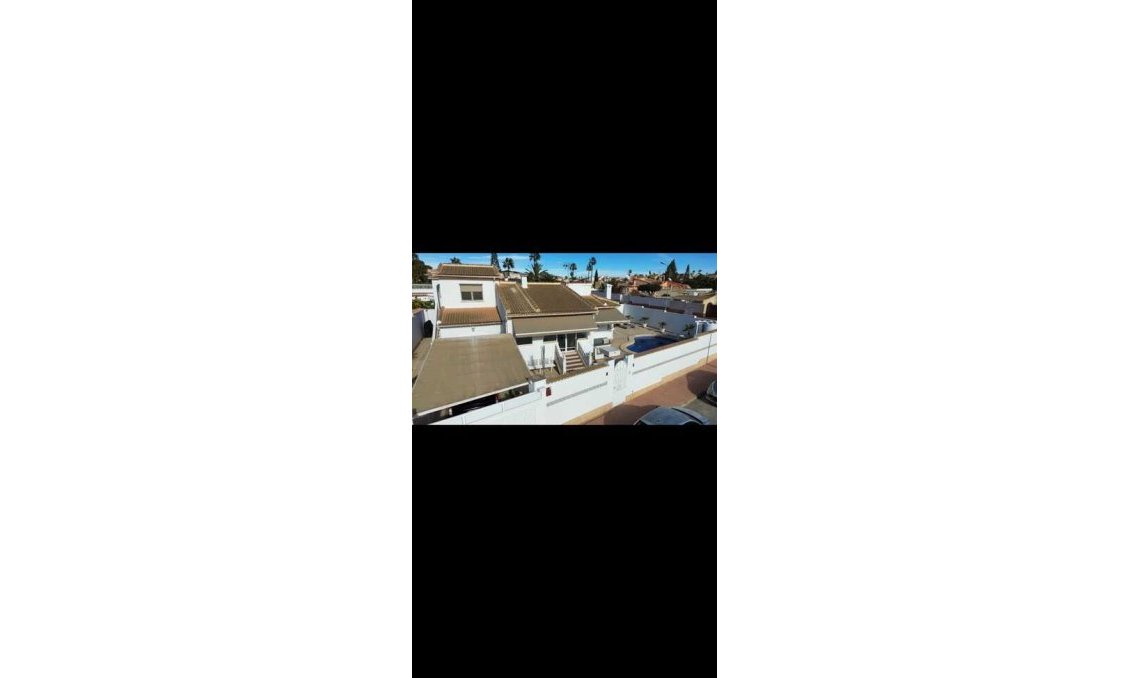 Segunda mano - Villa -
Ciudad Quesada - Costa Blanca