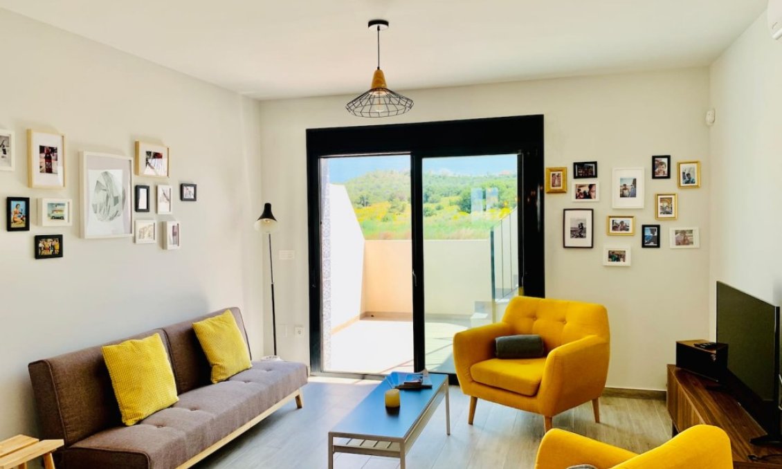 Segunda mano - Apartamento -
San Miguel de Salinas - Inland