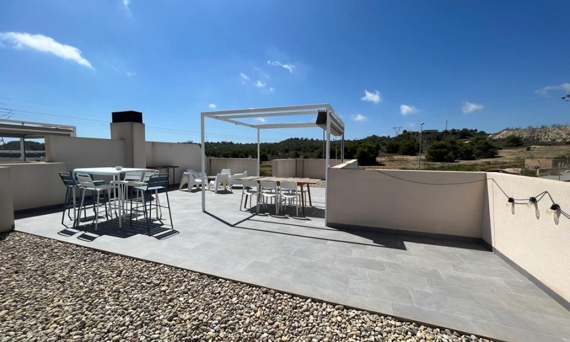 Segunda mano - Apartamento -
San Miguel de Salinas - Inland