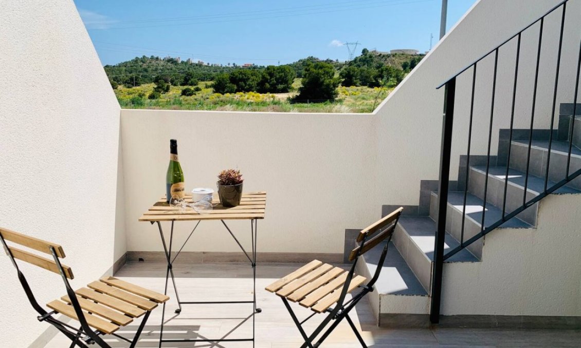 Segunda mano - Apartamento -
San Miguel de Salinas - Inland