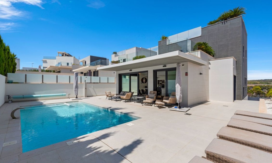 Segunda mano - Villa -
Orihuela Costa - Campoamor