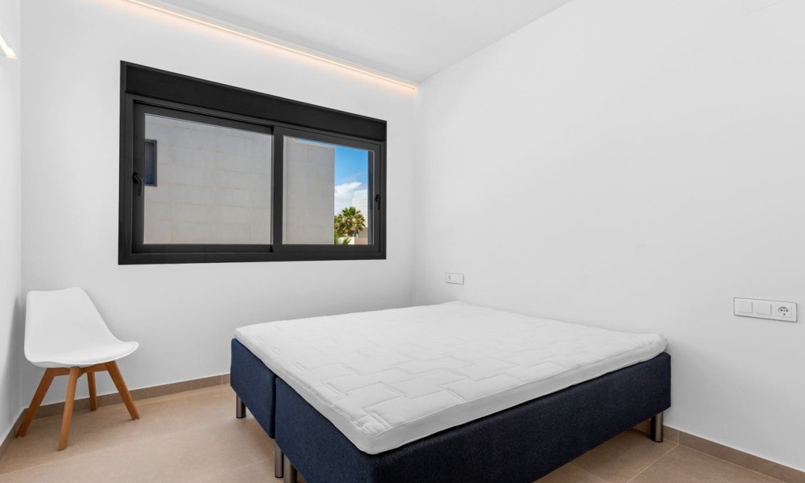 Segunda mano - Villa -
Orihuela Costa - Campoamor