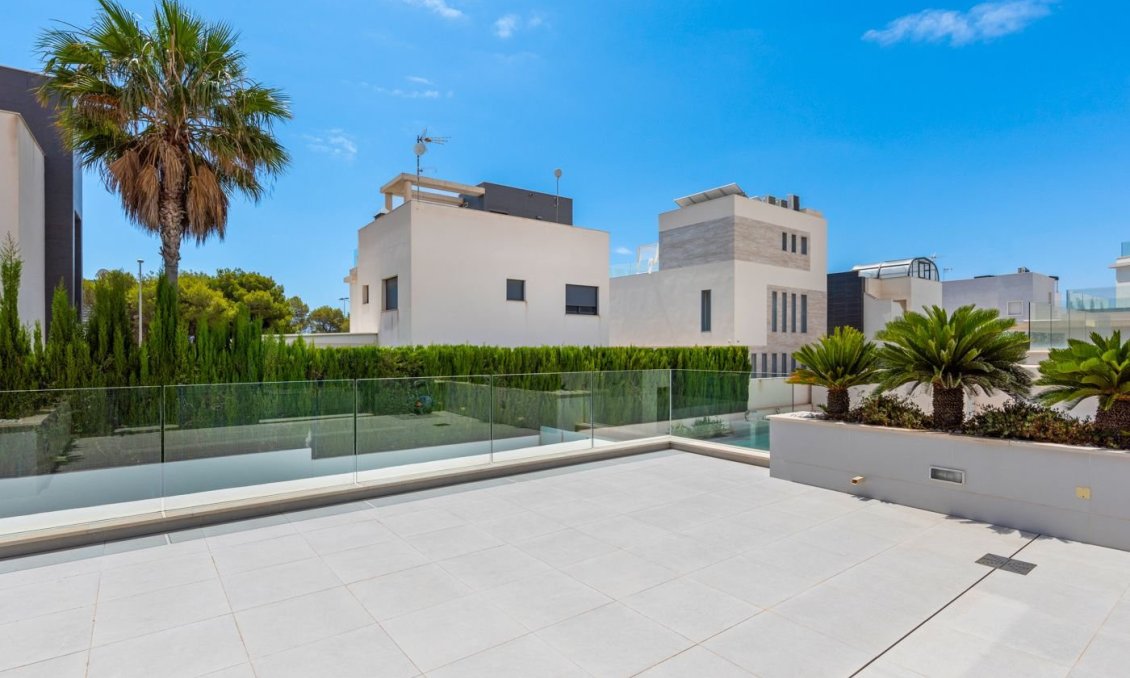 Segunda mano - Villa -
Orihuela Costa - Campoamor