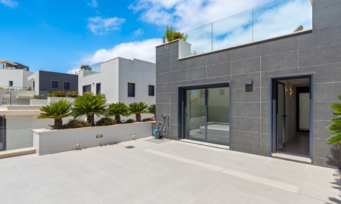 Segunda mano - Villa -
Orihuela Costa - Campoamor