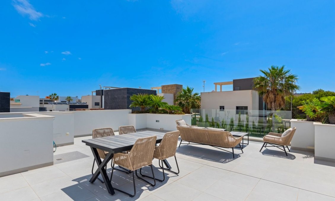 Segunda mano - Villa -
Orihuela Costa - Campoamor