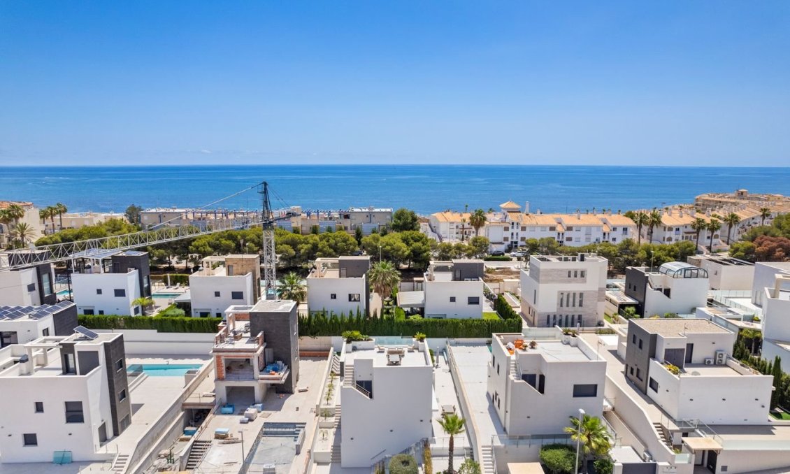 Segunda mano - Villa -
Orihuela Costa - Campoamor