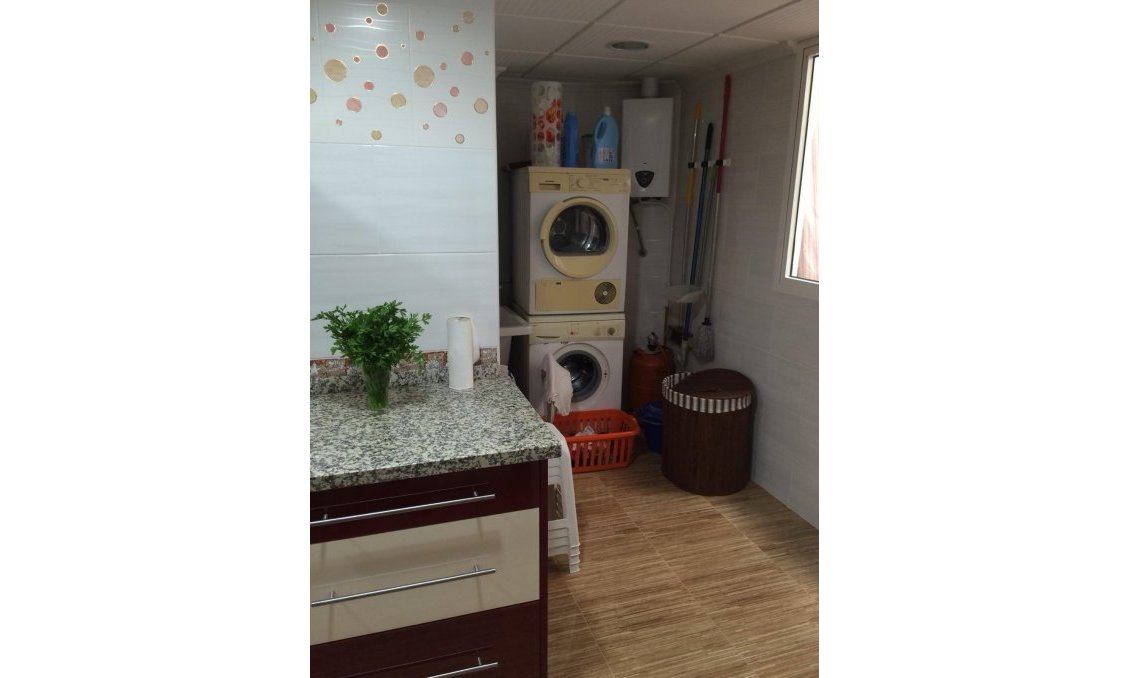 Segunda mano - Apartamento -
Torrevieja - Playa del Cura