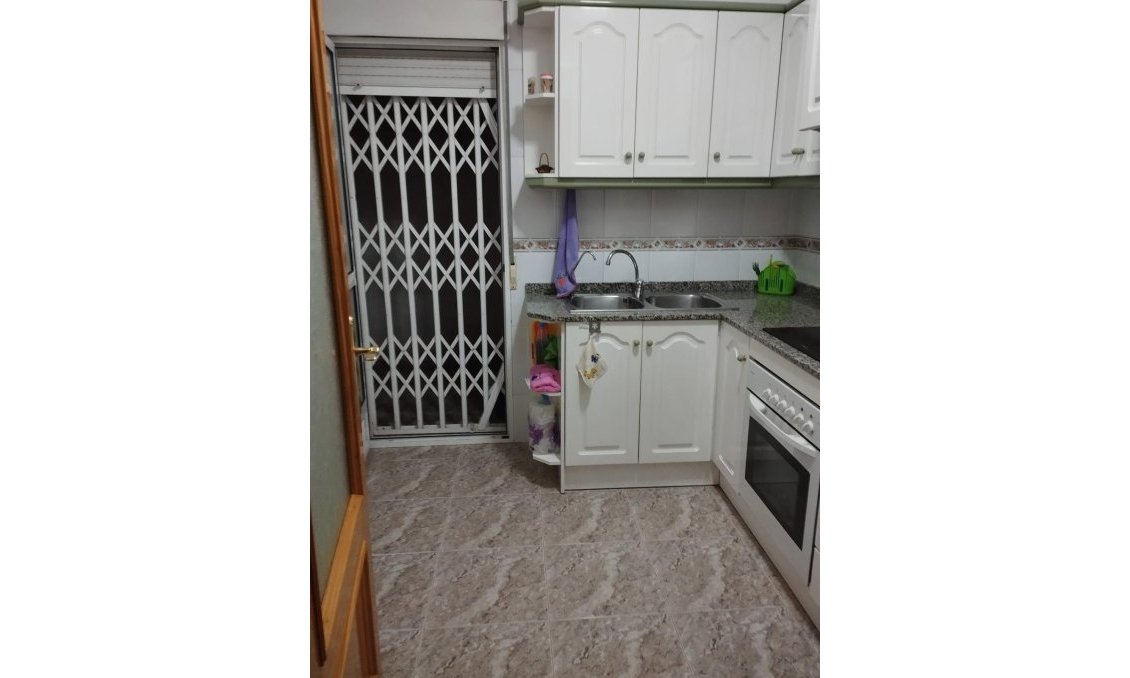 Segunda mano - Apartamento -
Torrevieja - Playa del Cura
