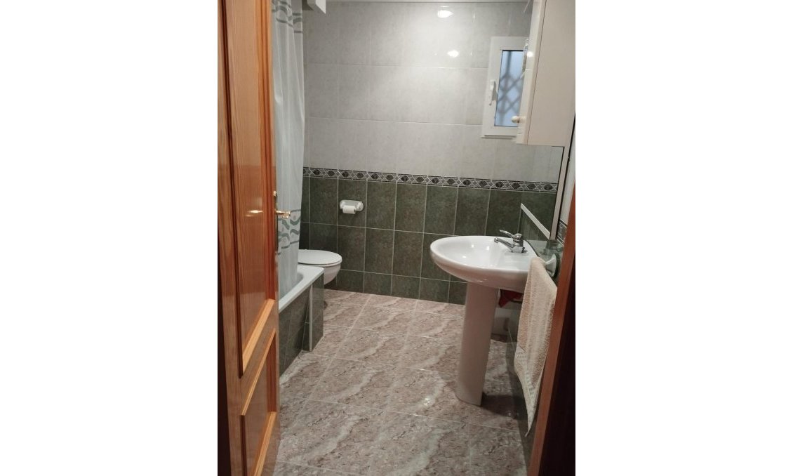Segunda mano - Apartamento -
Torrevieja - Playa del Cura