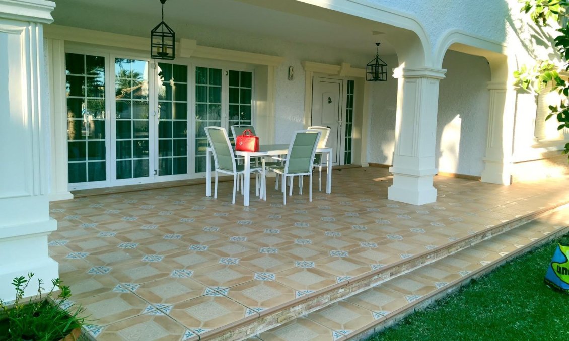 Wiederverkauf - Villa -
Orihuela Costa - Cabo Roig