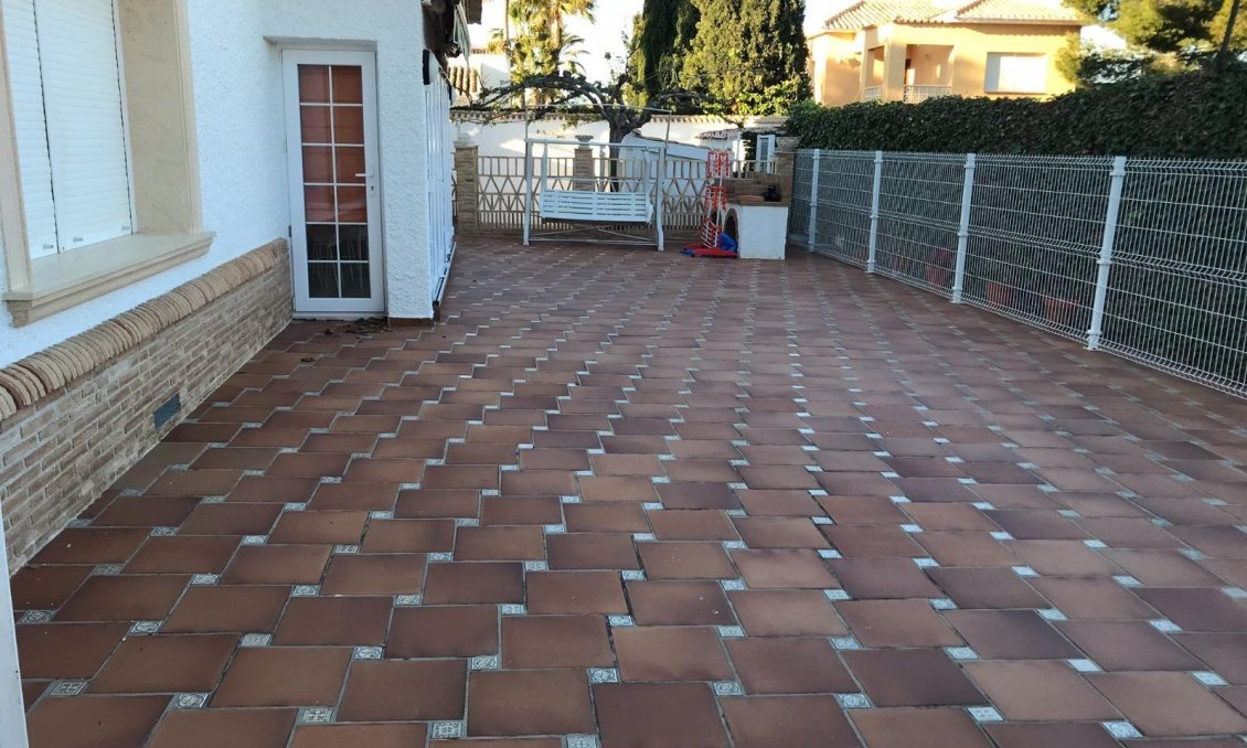 Wiederverkauf - Villa -
Orihuela Costa - Cabo Roig