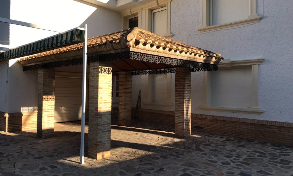 Wiederverkauf - Villa -
Orihuela Costa - Cabo Roig