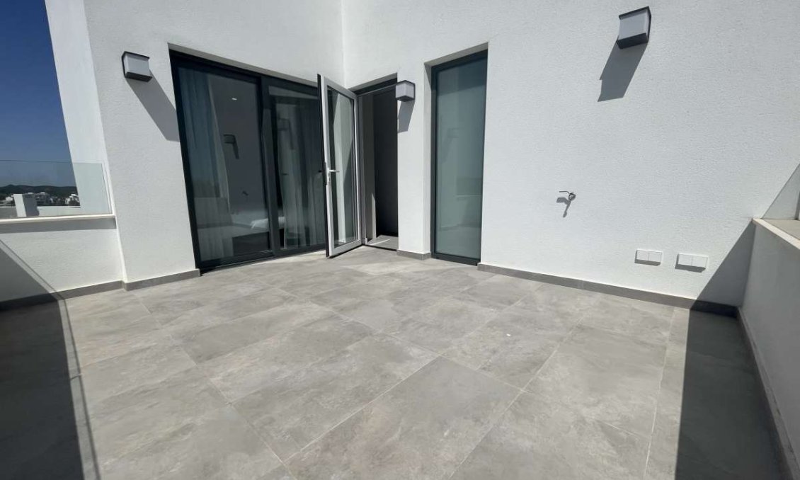 Segunda mano - Villa -
Orihuela - Inland