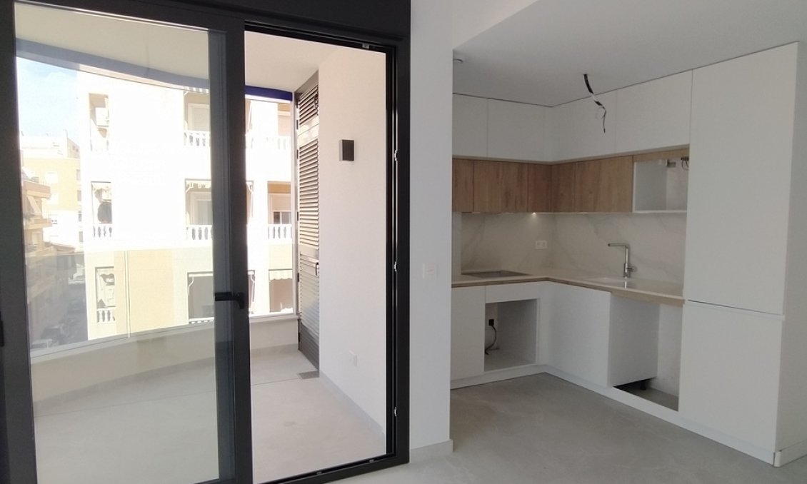 Resale - Apartment -
Torrevieja - CENTRE PLAYA DEL CURA LAS PISCINAS