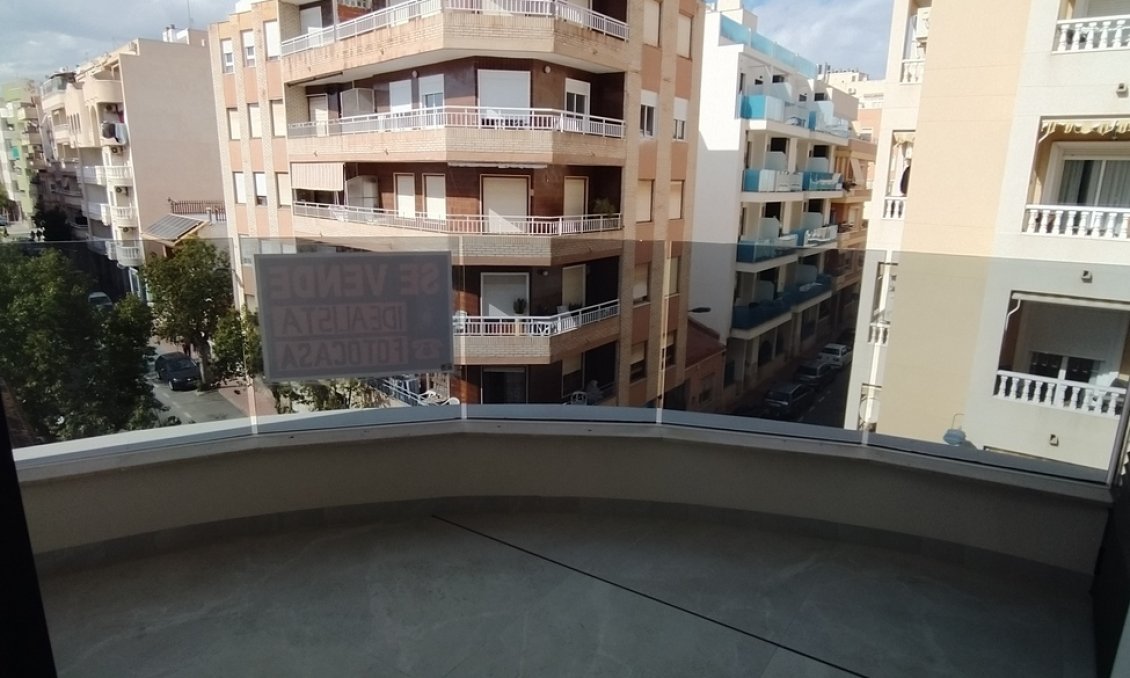 Resale - Apartment -
Torrevieja - CENTRE PLAYA DEL CURA LAS PISCINAS