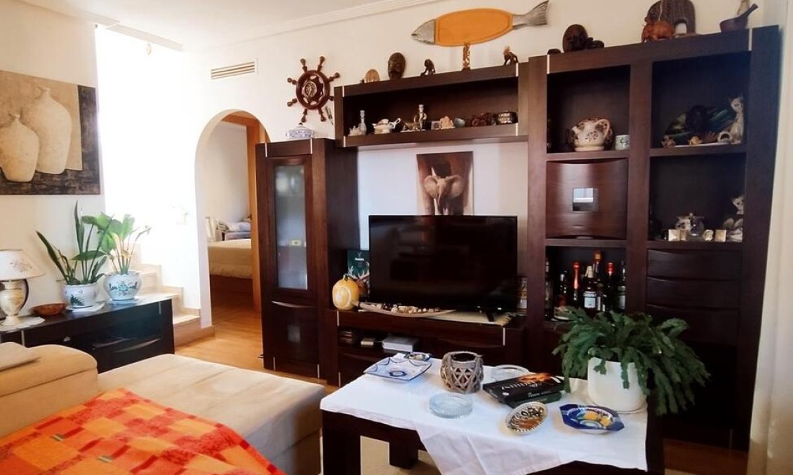 Segunda mano - Villa -
Ciudad Quesada - Costa Blanca