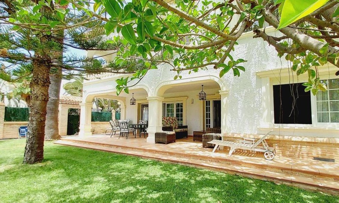 Segunda mano - Villa -
Orihuela Costa - Cabo Roig