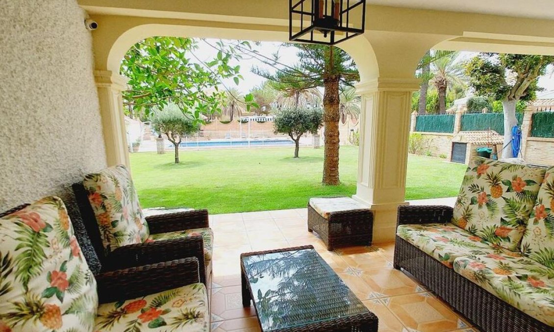 Segunda mano - Villa -
Orihuela Costa - Cabo Roig