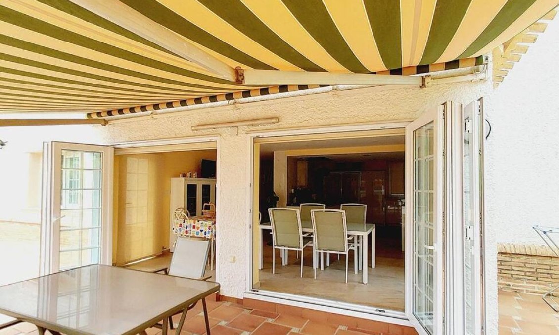 Segunda mano - Villa -
Orihuela Costa - Cabo Roig