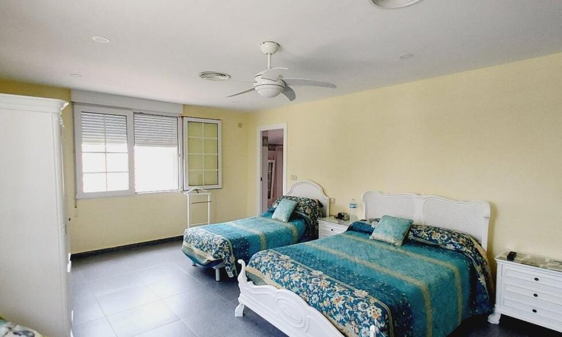 Segunda mano - Villa -
Orihuela Costa - Cabo Roig
