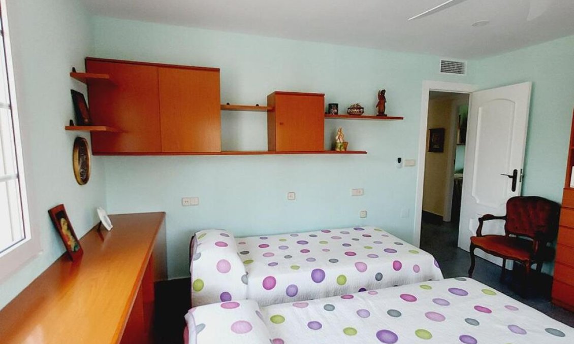 Segunda mano - Villa -
Orihuela Costa - Cabo Roig
