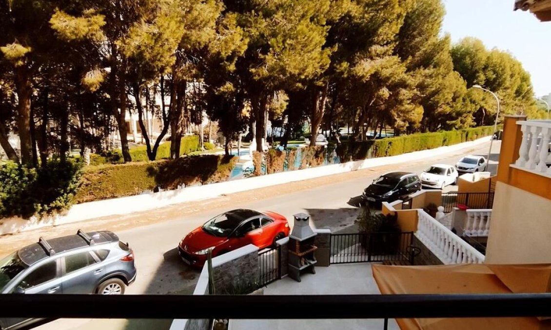 Segunda mano - Duplex -
Dehesa de Campoamor - Costa Blanca
