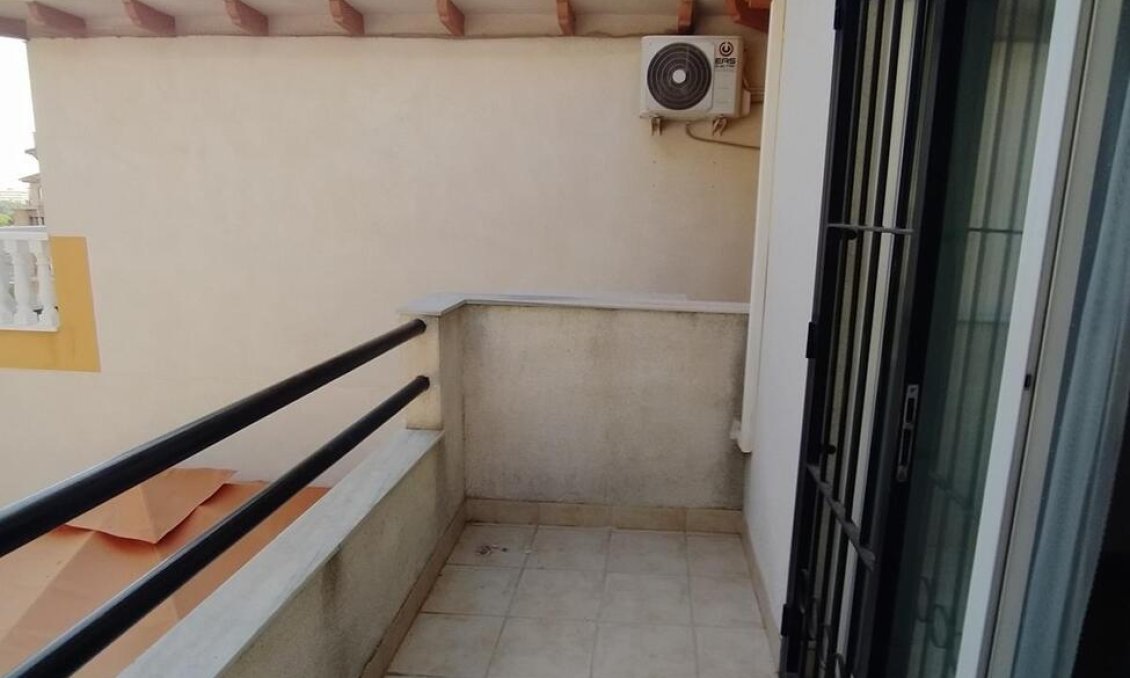 Segunda mano - Duplex -
Dehesa de Campoamor - Costa Blanca