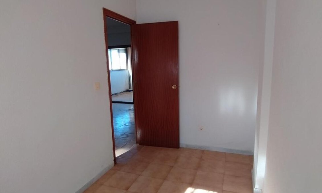 Segunda mano - Apartamento -
Torrevieja - La Mata