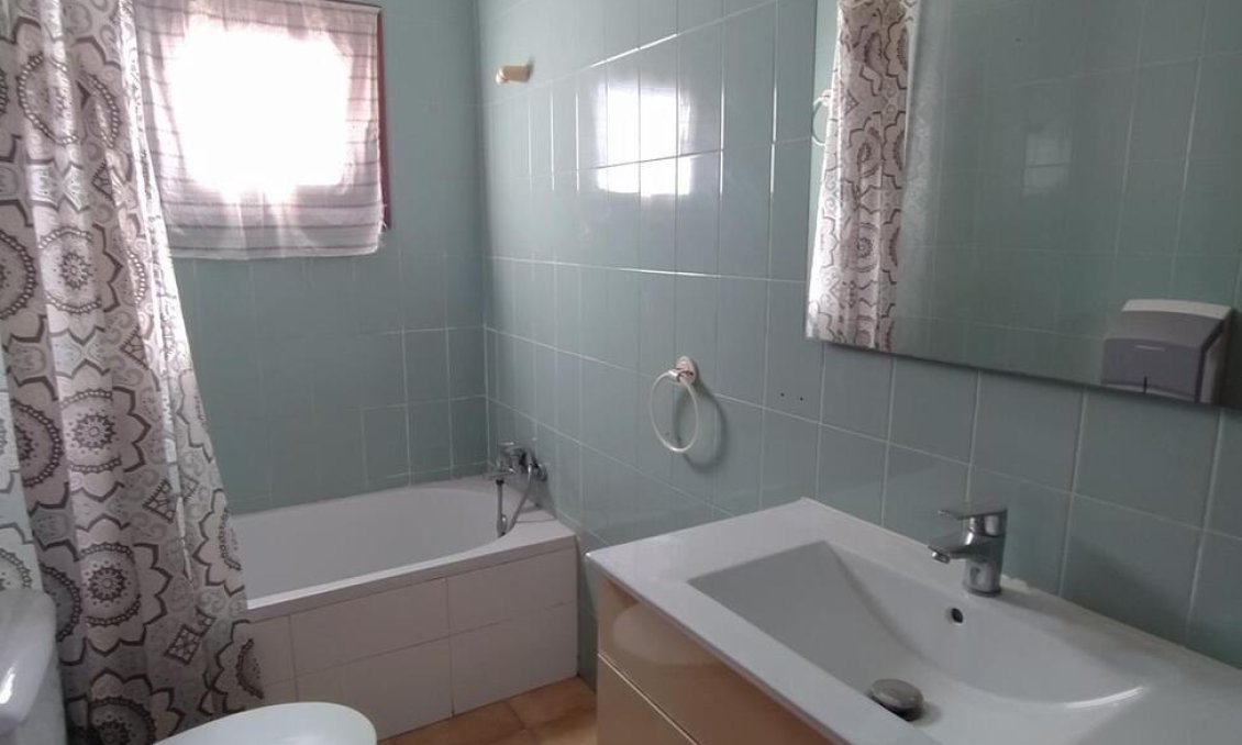 Segunda mano - Apartamento -
Torrevieja - La Mata