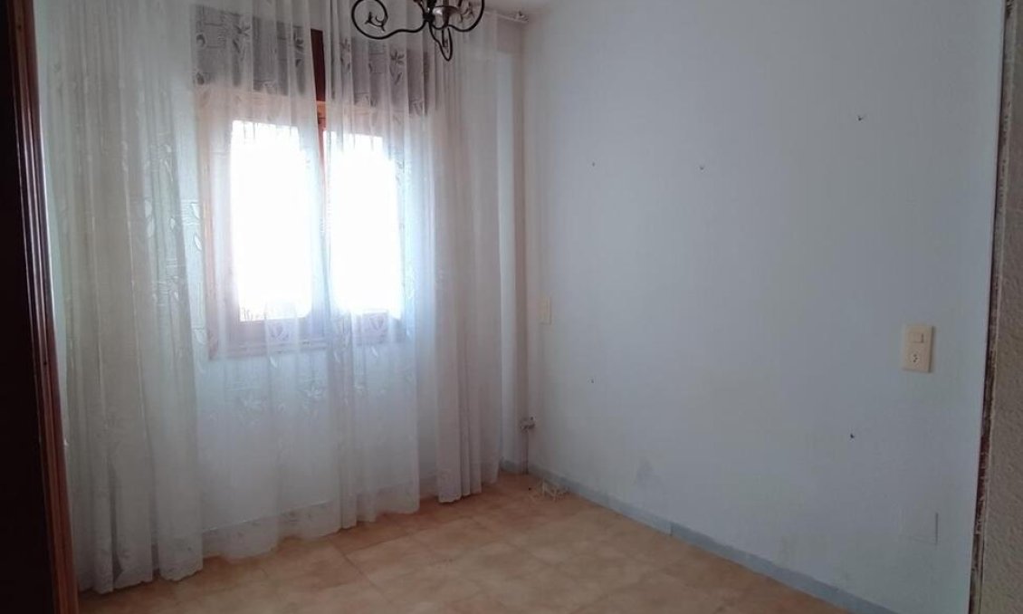 Segunda mano - Apartamento -
Torrevieja - La Mata