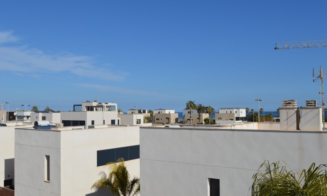 Segunda mano - Villa -
Pilar de la Horadada - Las Higuericas