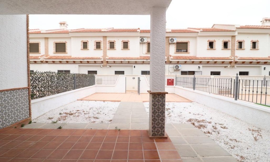 Revente - Town House -
San Miguel de Salinas - Inland