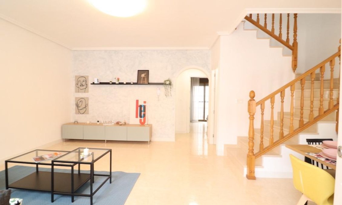 Revente - Town House -
San Miguel de Salinas - Inland